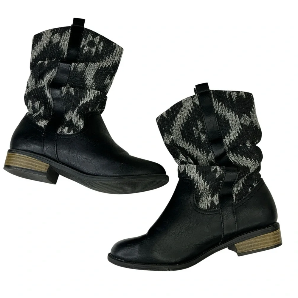 Old‎ Navy Black and Gray Girls Boots Size 2 Southwestern Print Slouchy Style